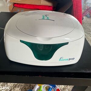Hiccapop Wipe Warmer with Green Accent
